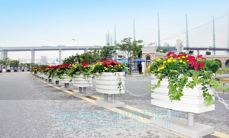 如何購買合適的花箱護(hù)欄